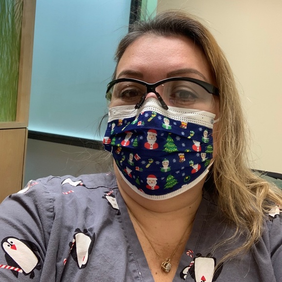 Meet your Posher, Georgenne - Picture 1 of 1